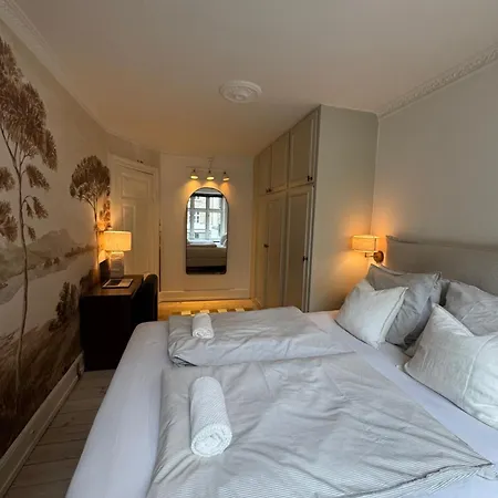 Apartment Stylish With Rooftop In Trendy Vesterbro *
