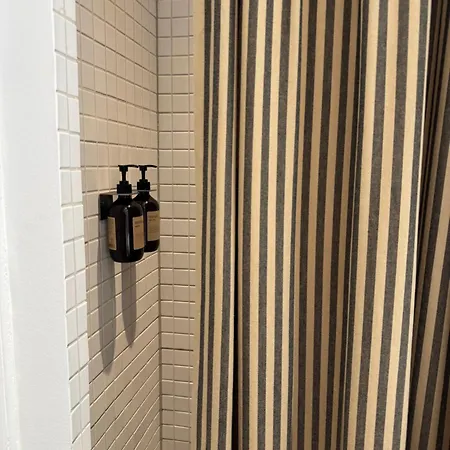 Luxury In Trendy Vesterbro Apartament