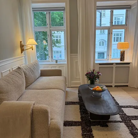 Apartment Stylish With Rooftop In Trendy Vesterbro