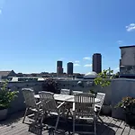 아파트 Stylish With Rooftop In Trendy Vesterbro 코펜하겐